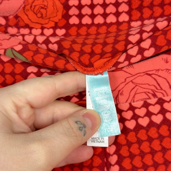 LuLaRoe Valentine’s Day Heart Rose Printed Comfy High Rise Lounge Pants Leggings - Picture 7 of 9